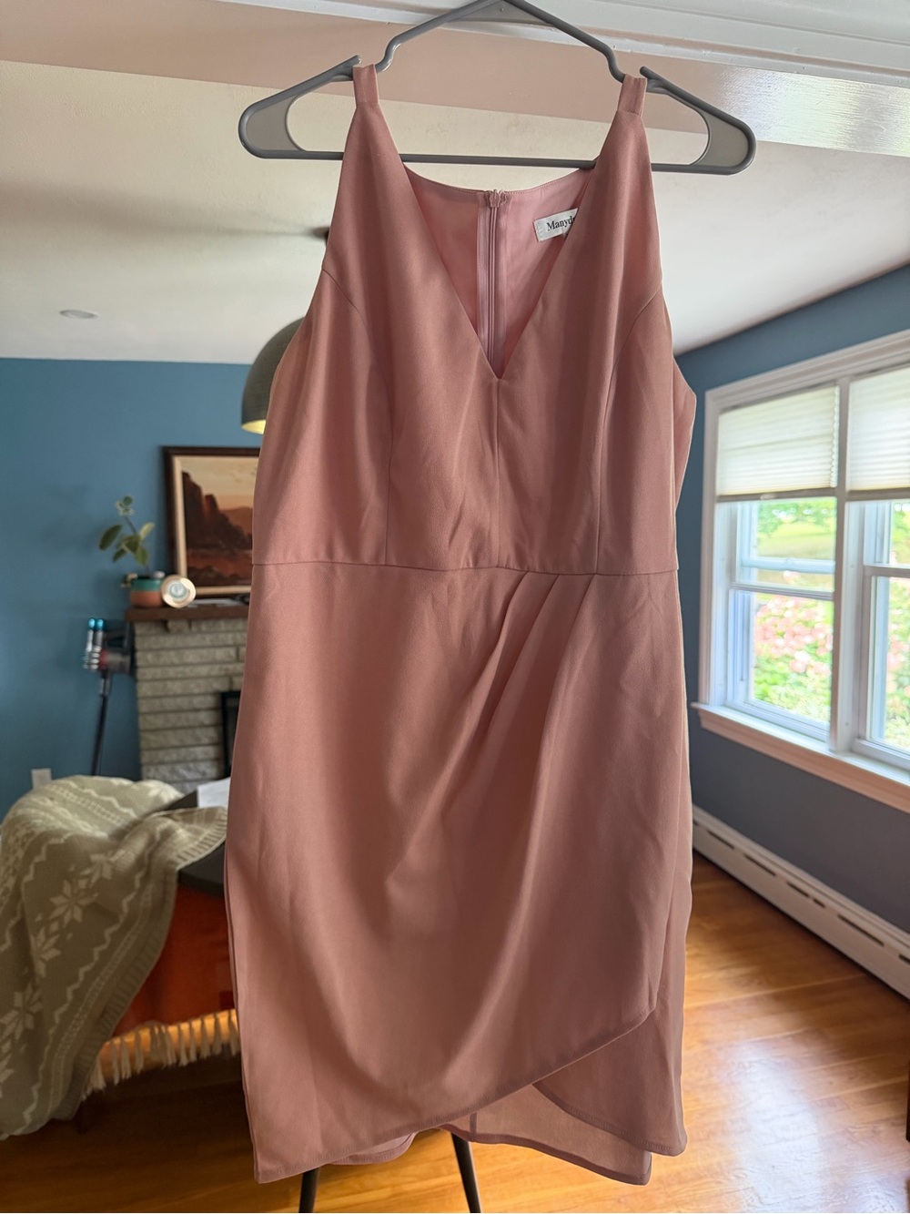 Sleeveless V-Neck Mini Dress in Dusty Rose by
